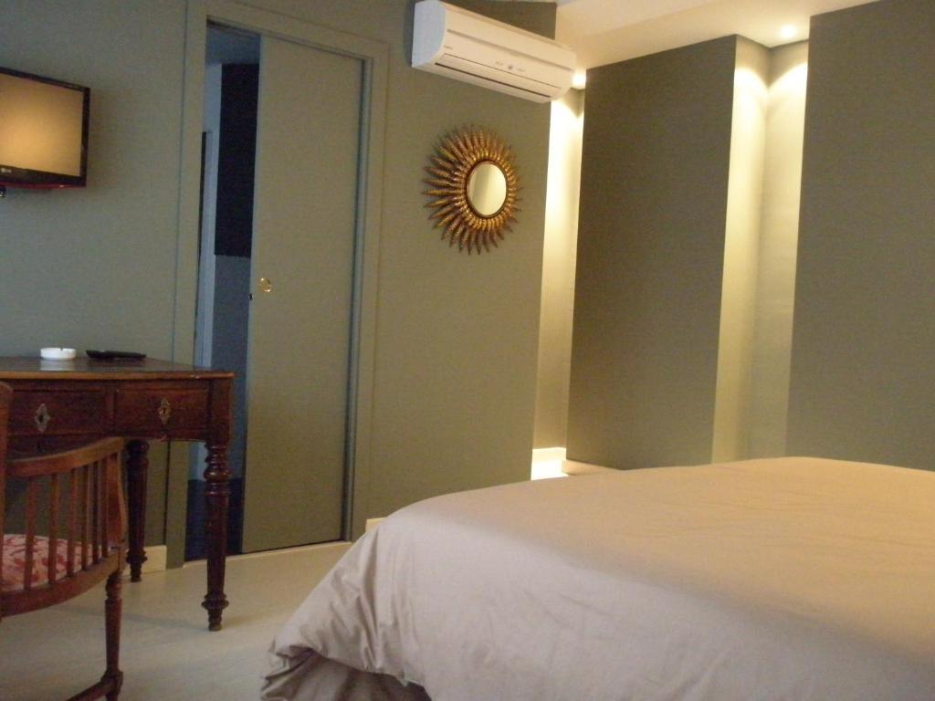 Hostal San Francisco Cuellar Exterior photo